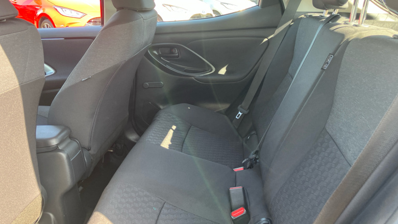 Toyota Yaris 1.5 Hybrid Icon 5dr CVT Hybrid Hatchback